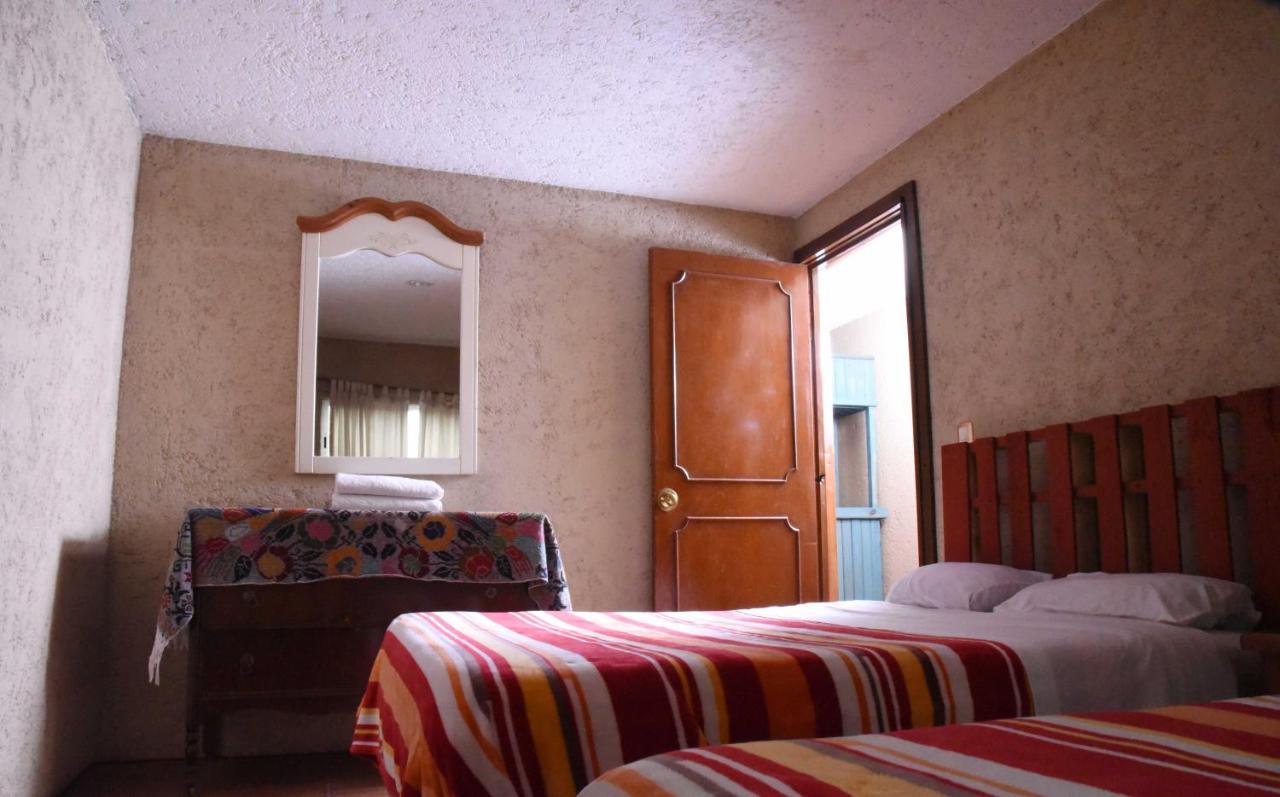 Hotel Las Fumarolas De Don Goyo Cholula Exteriör bild